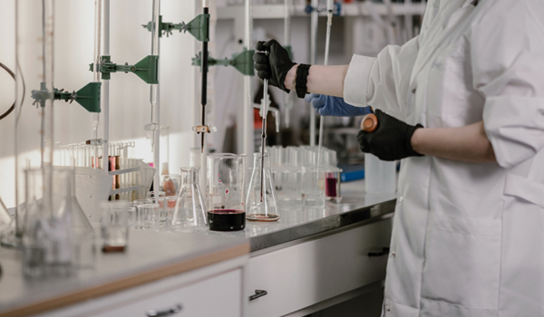 氮氣發(fā)生器使用注意事項包括哪些？